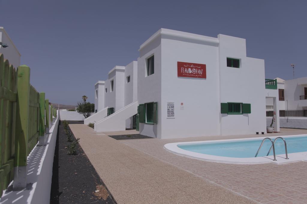 Apartamentos Flamboyant Adults Only Puerto del Carmen (Lanzarote) Quarto foto