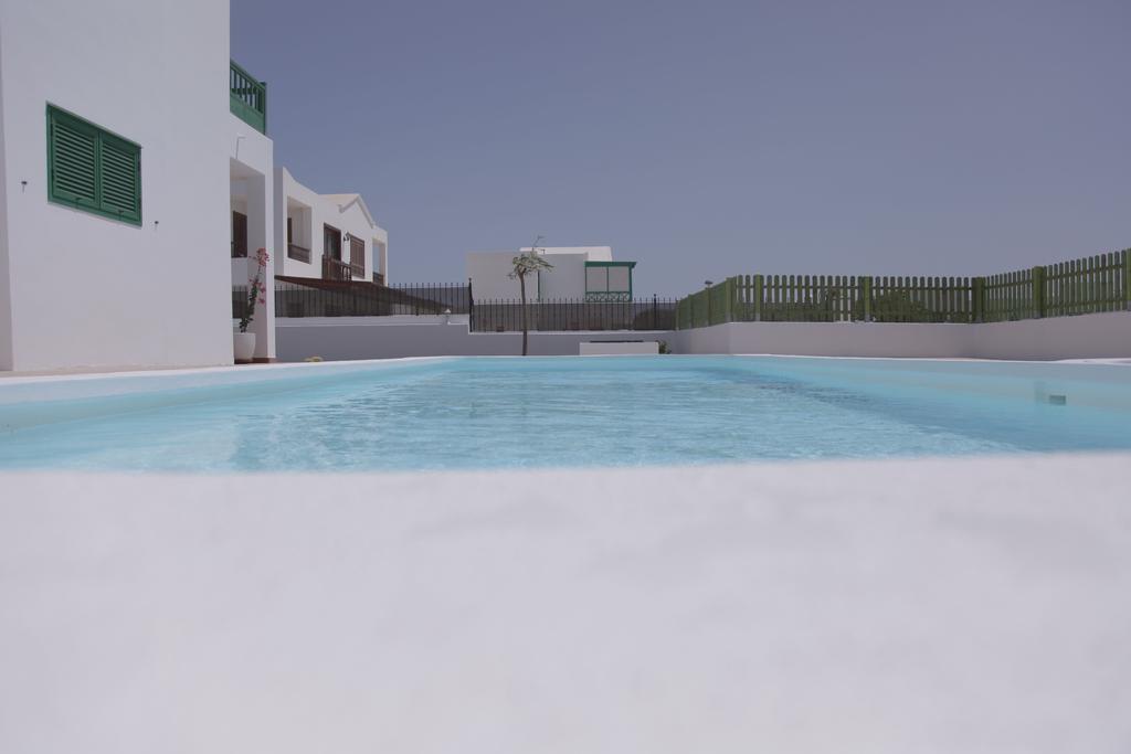Apartamentos Flamboyant Adults Only Puerto del Carmen (Lanzarote) Quarto foto